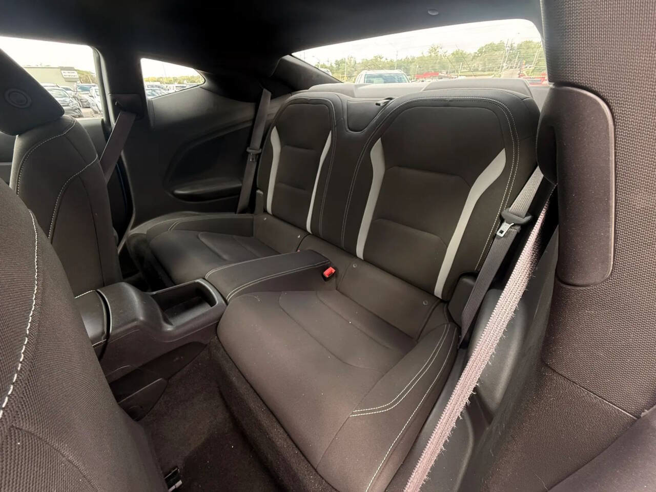 Used 2017 Chevrolet Camaro LT RWD image 11