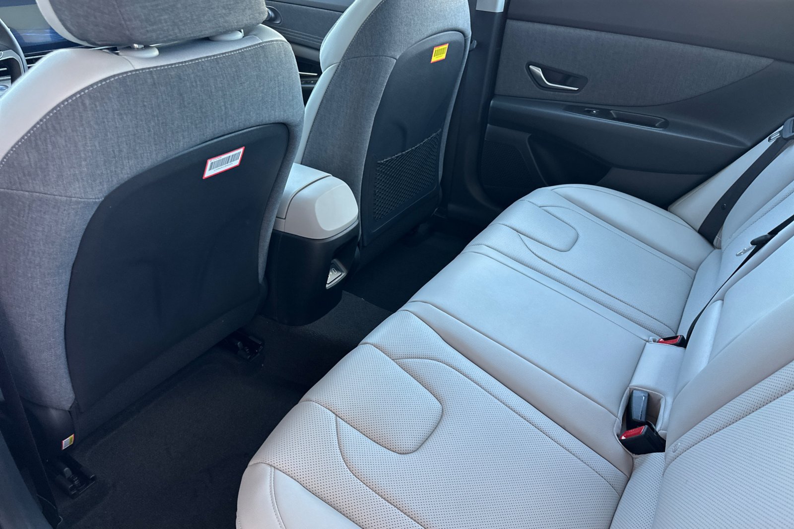 New 2026 Hyundai Elantra Limited FWD image 13