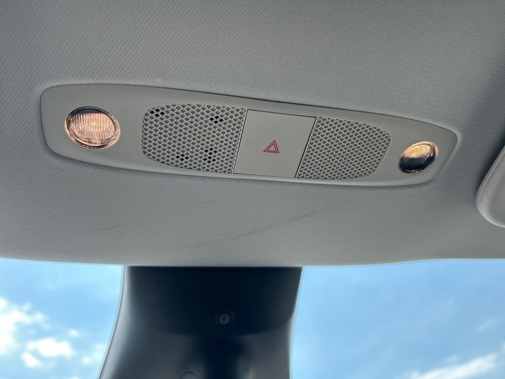 Used 2023 Tesla Model Y Long Range image 35