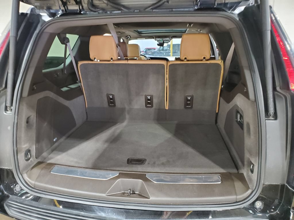 Used 2022 Cadillac Escalade ESV Premium Luxury AWD/4WD image 44