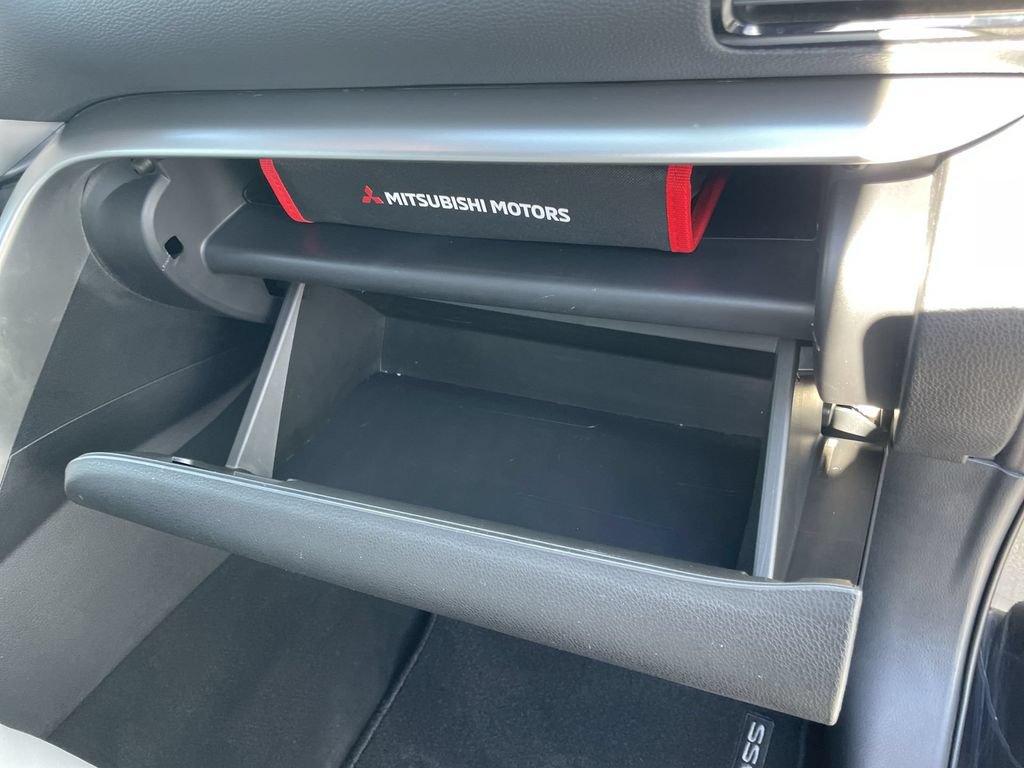 Used 2023 Mitsubishi Eclipse Cross SEL AWD/4WD image 34