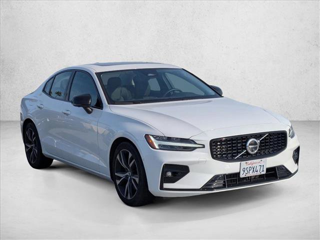 Used 2024 Volvo S60 B5 Plus image 3