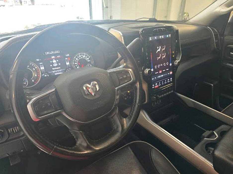 Used 2023 RAM 2500 Laramie AWD/4WD image 12