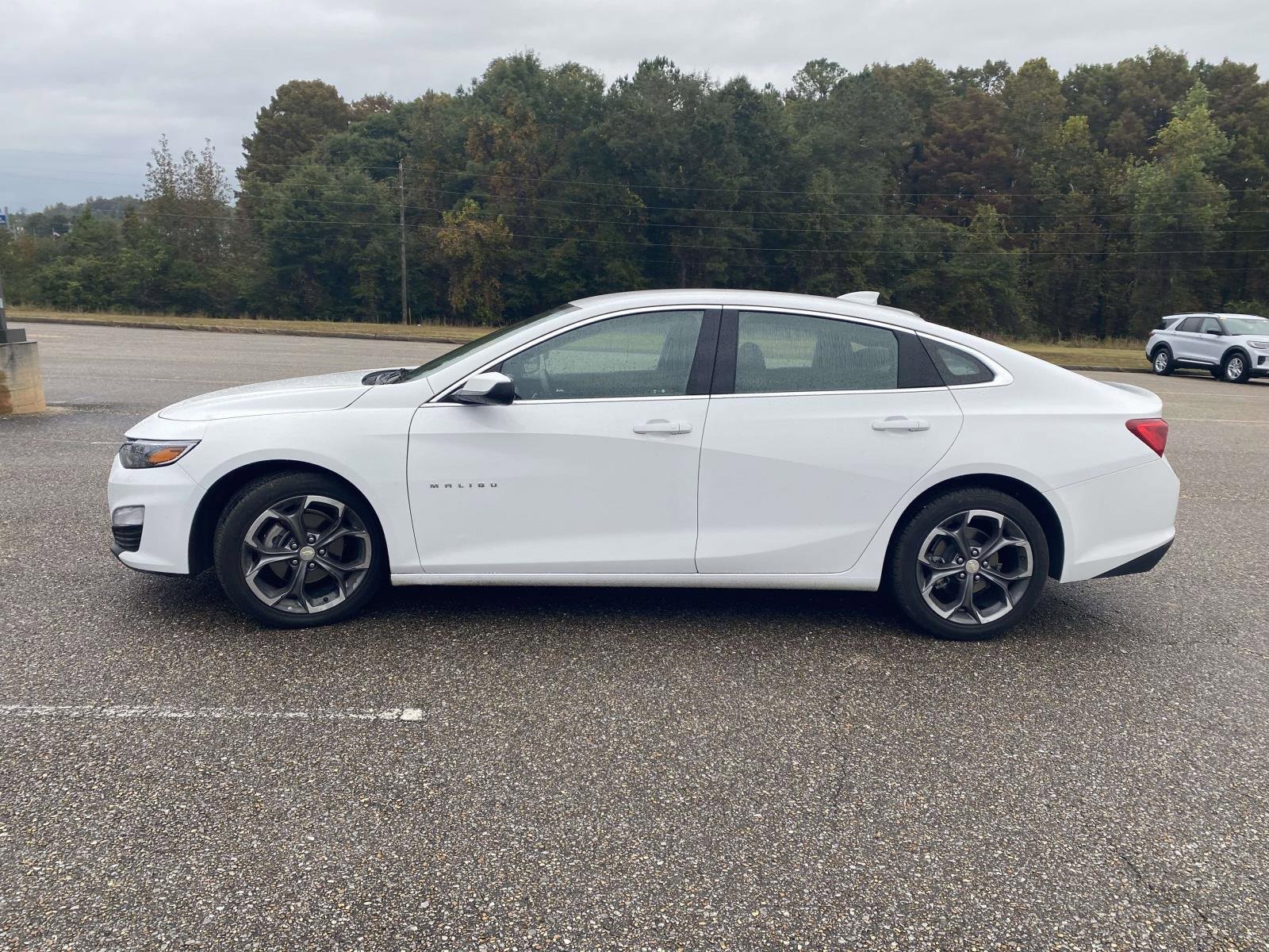 Used 2023 Chevrolet Malibu LT image 4