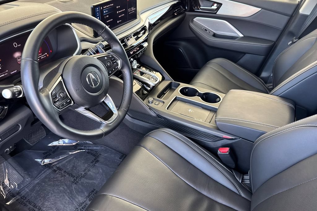 Certified 2026 Acura MDX w/ Technology Package FWD image 14