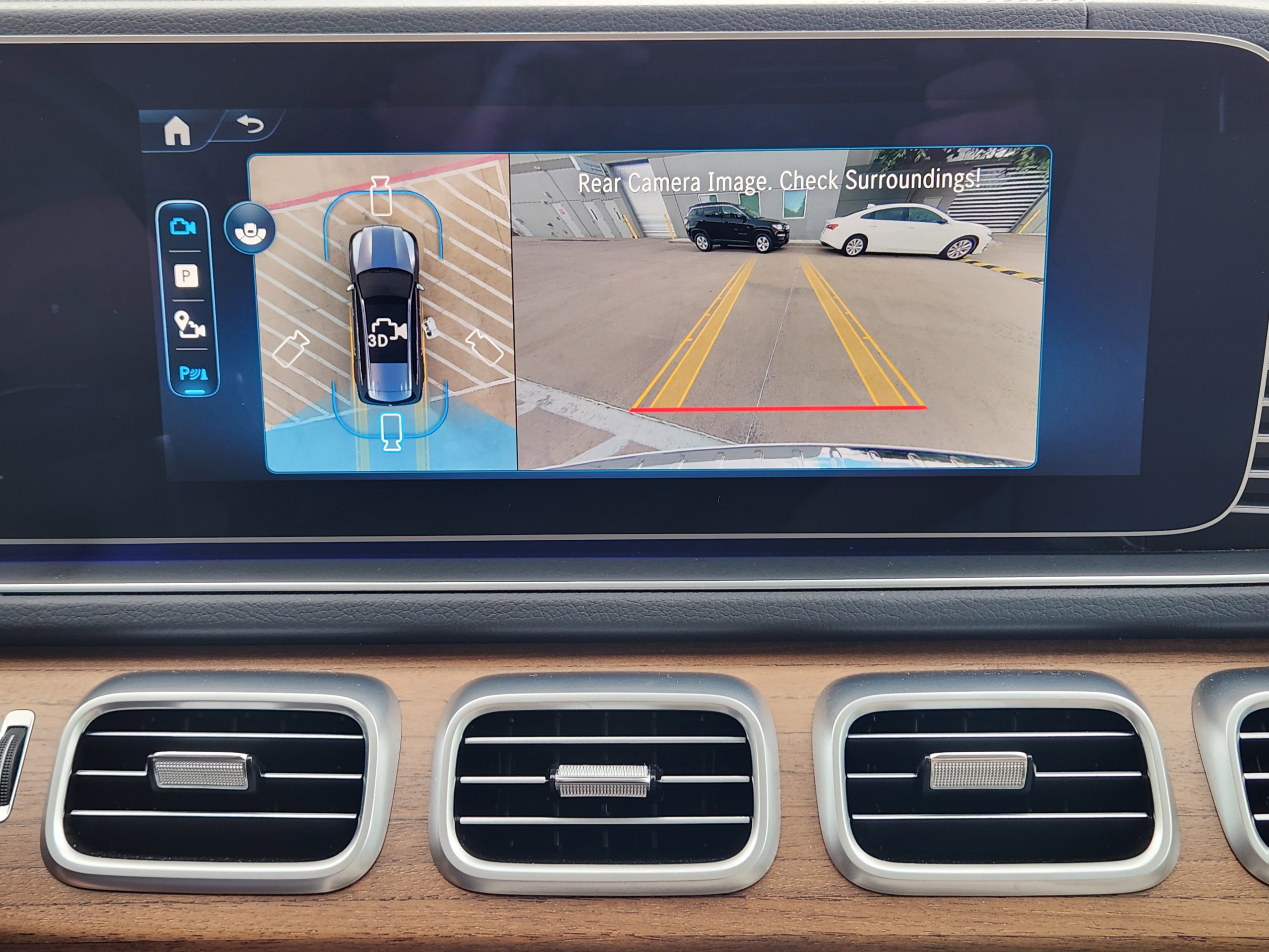Certified 2025 Mercedes-Benz GLS 450 4MATIC image 11