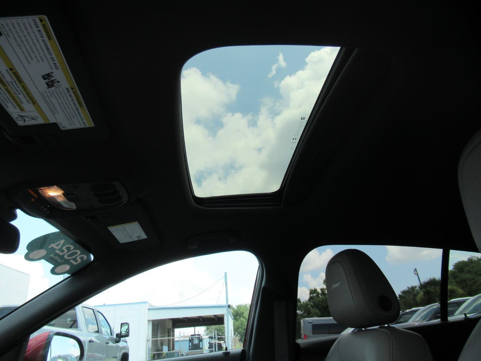 Certified 2024 Buick Envista Avenir FWD image 17