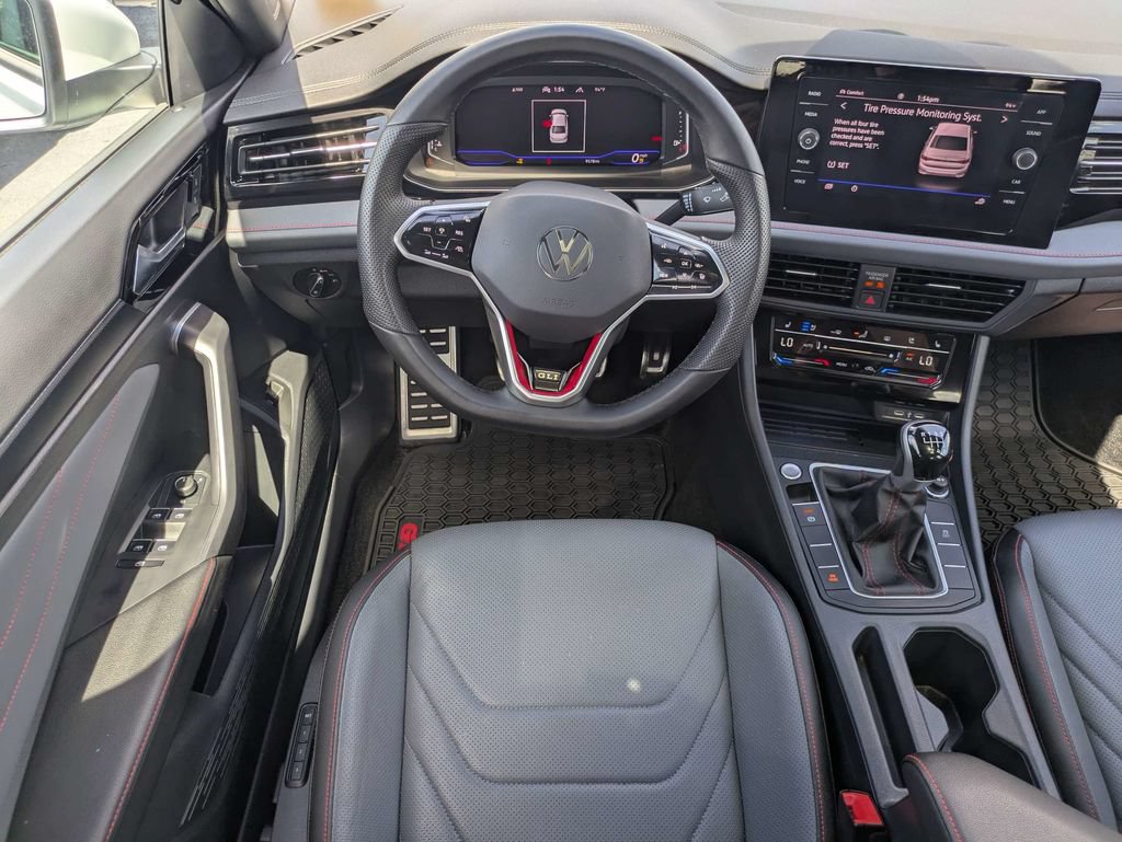Certified 2025 Volkswagen Jetta GLI Autobahn FWD image 15