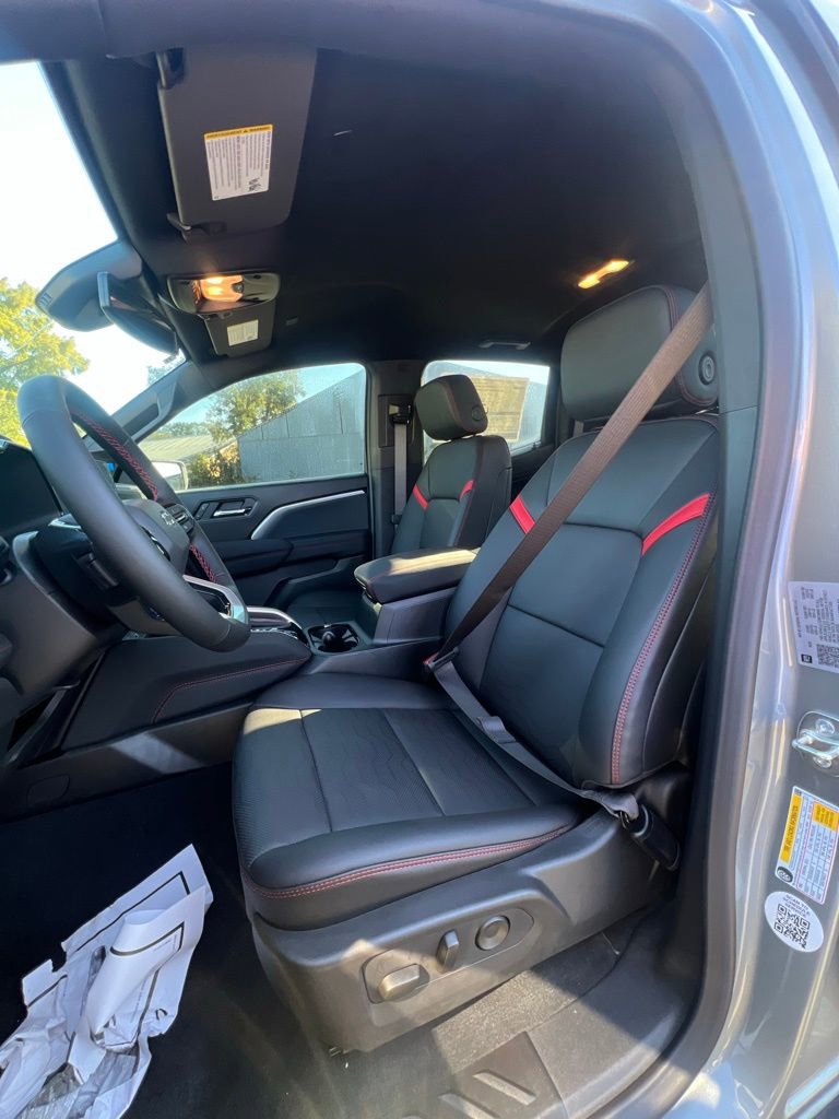 New 2025 Chevrolet Colorado Z71 w/ Technology Package image 11