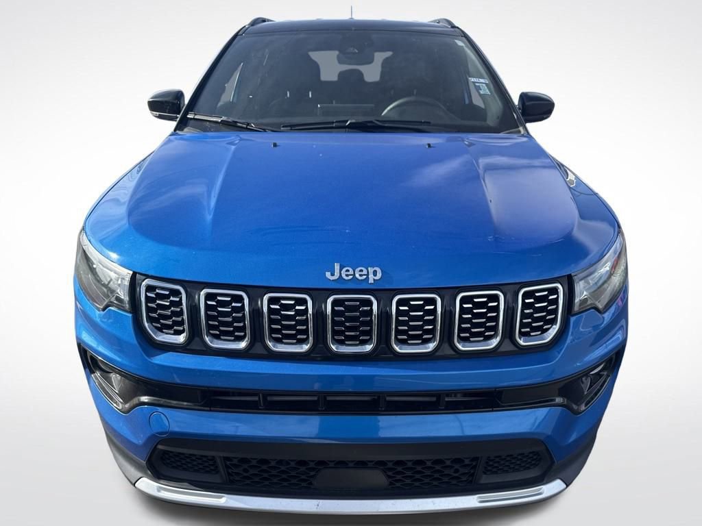 Used 2024 Jeep Compass Limited image 8