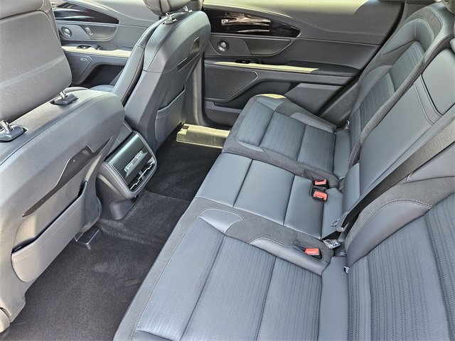 New 2025 Lincoln Nautilus Reserve w/ Jet Appearance Package image 28