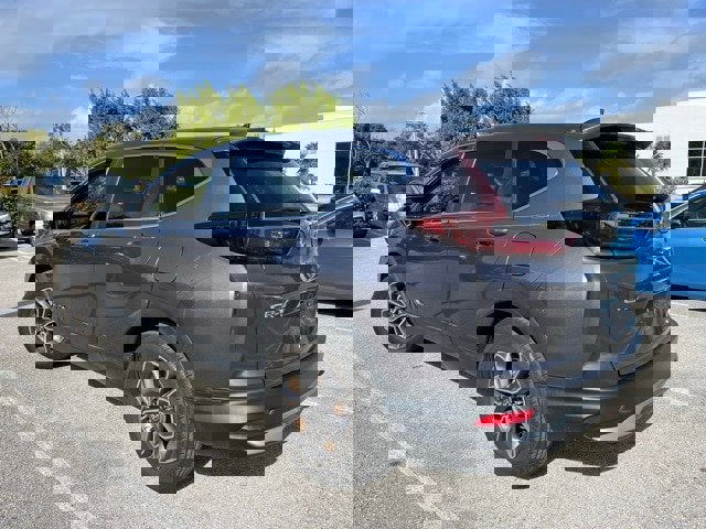 Used 2022 Honda CR-V EX-L image 2