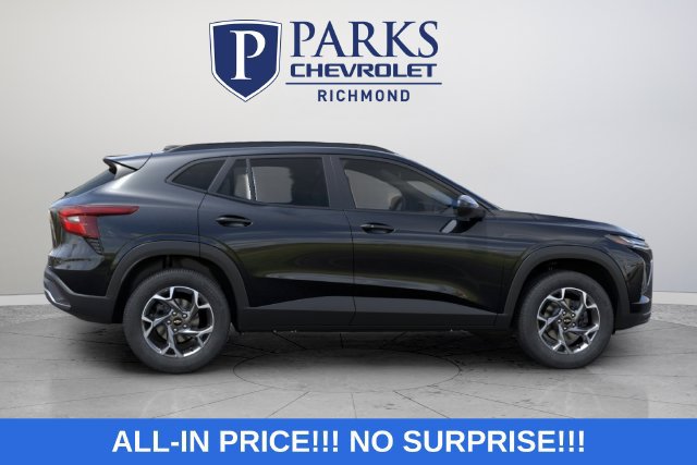 New 2026 Chevrolet Trax LT FWD image 8