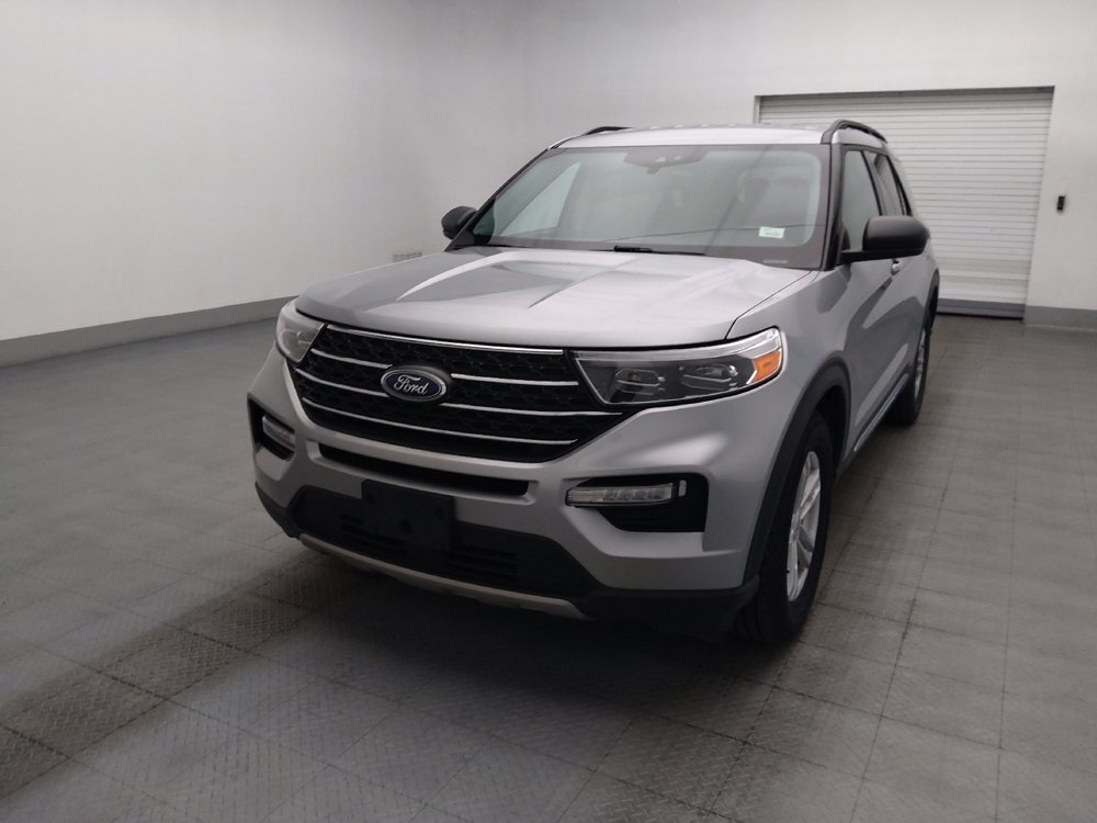 Used 2024 Ford Explorer XLT w/ Equipment Group 202A RWD image 15