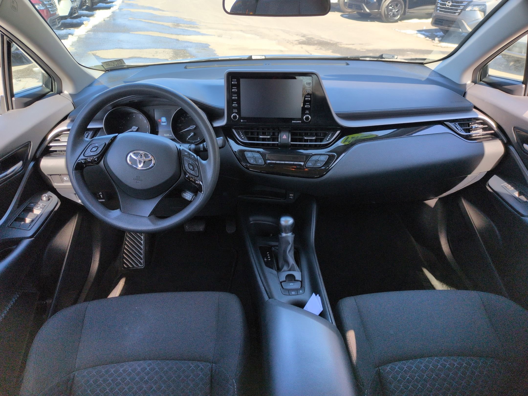 Used 2021 Toyota C-HR LE image 9