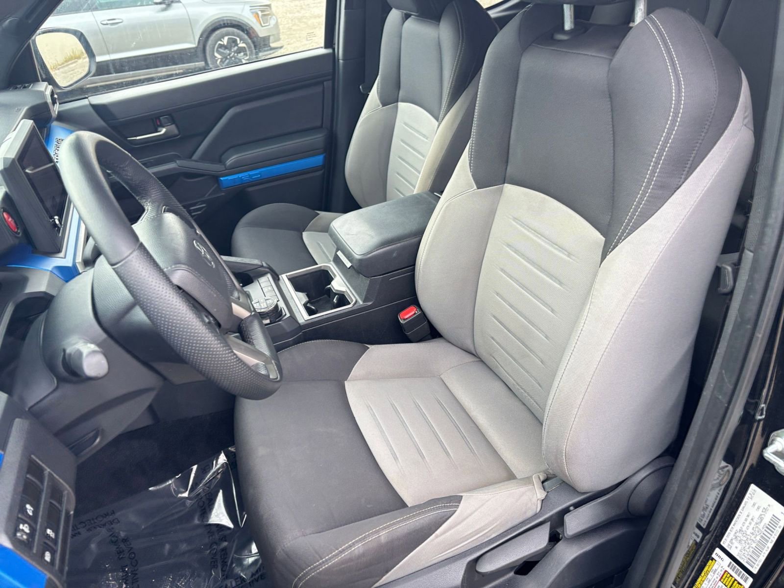 Used 2025 Toyota Tacoma SR image 35