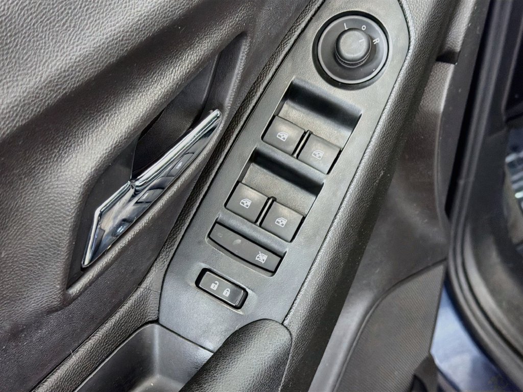 Used 2018 Chevrolet Trax LS FWD image 16