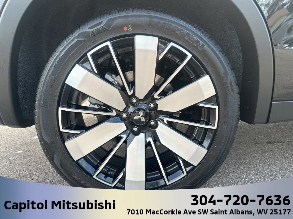 New 2025 Mitsubishi Outlander SE AWD/4WD image 10
