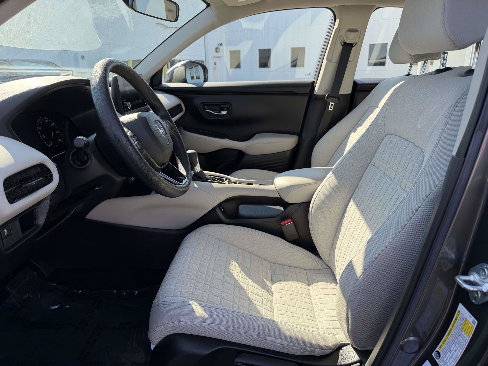 Certified 2024 Honda HR-V LX image 8