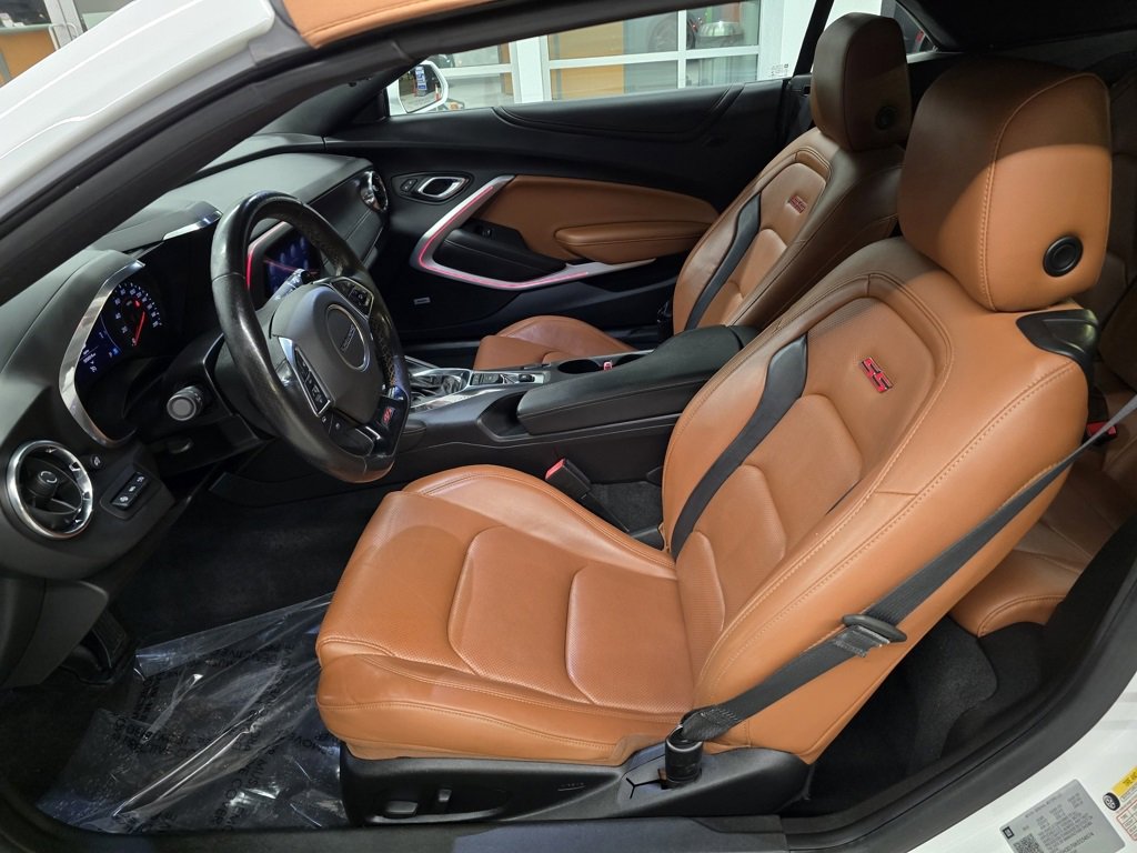 Used 2019 Chevrolet Camaro SS image 21