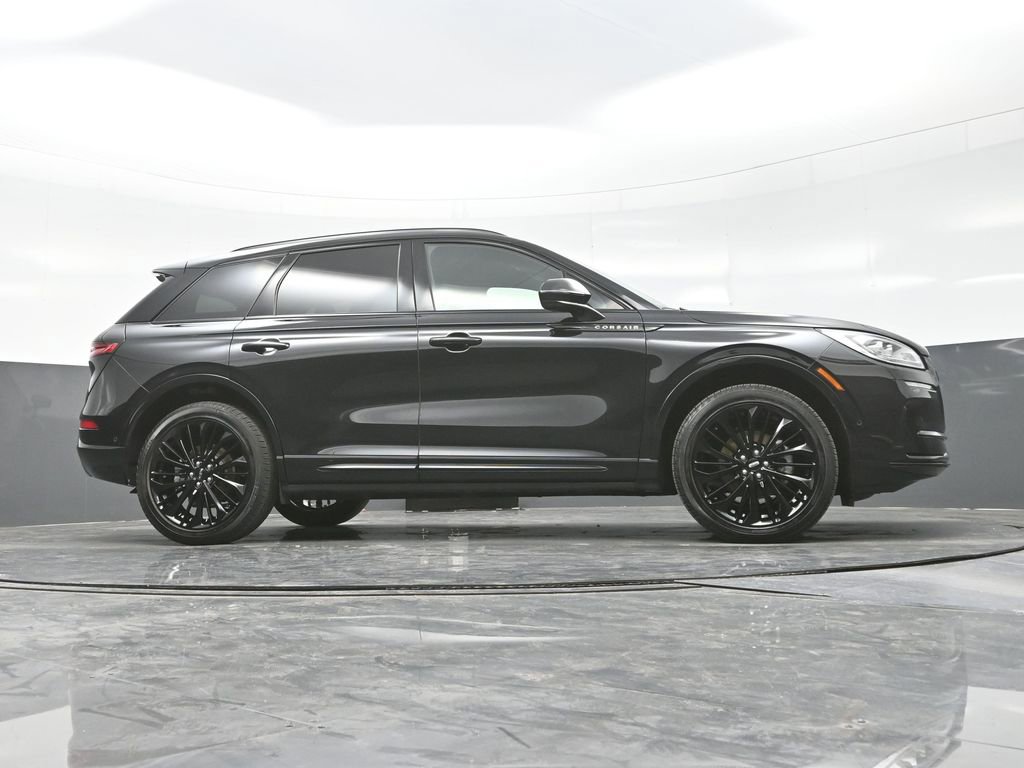 Used 2023 Lincoln Corsair Reserve w/ Equipment Group 202A image 27