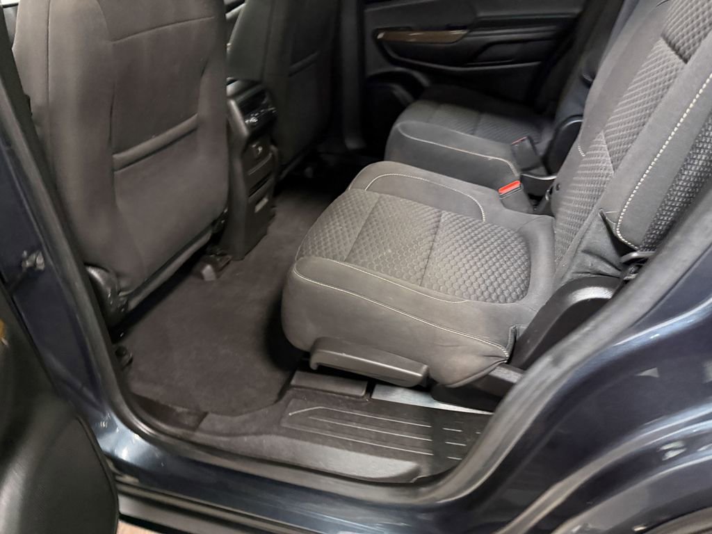 Used 2019 GMC Acadia SLE image 47