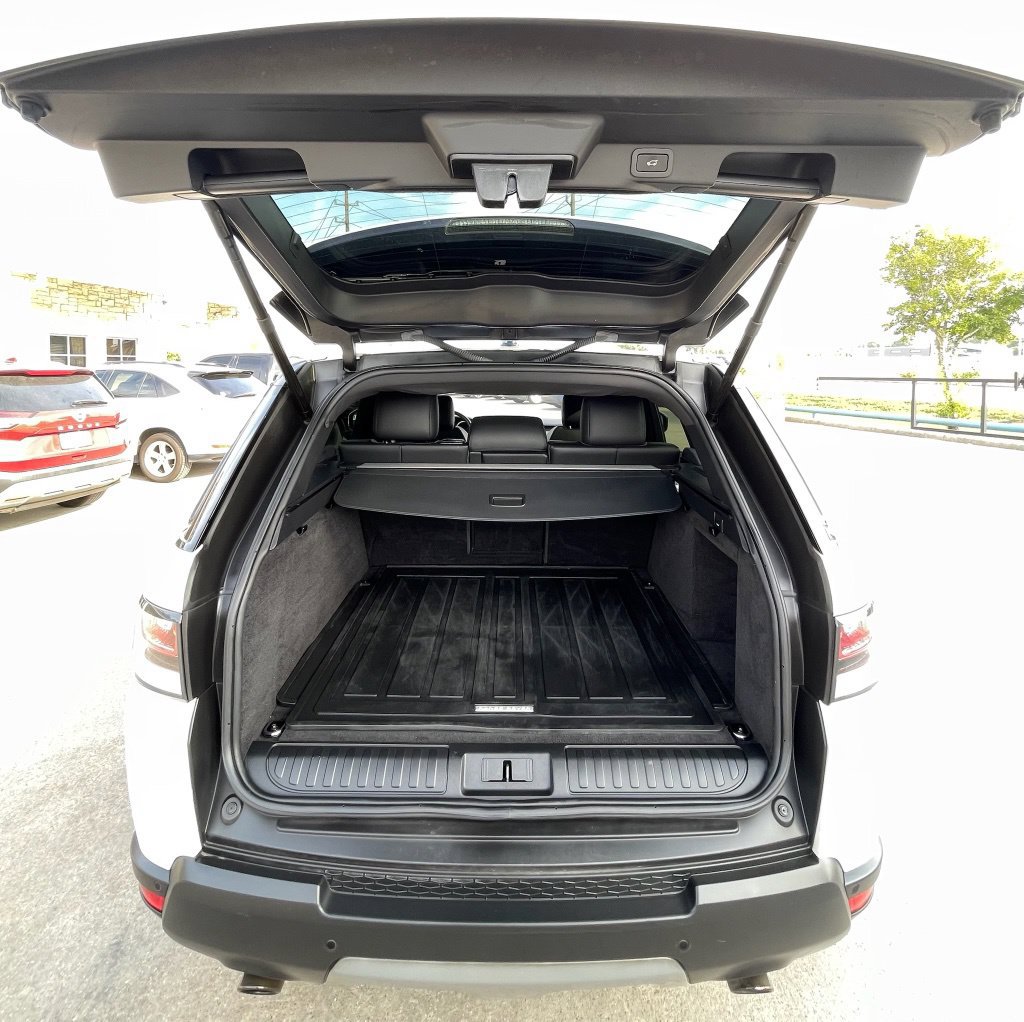 Used 2016 Land Rover Range Rover Sport SE AWD/4WD image 9