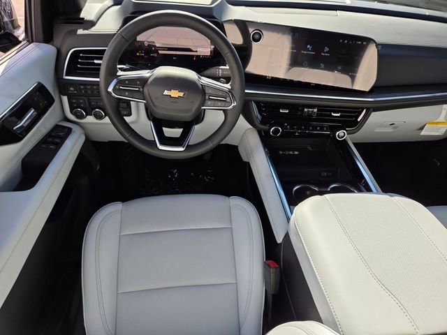 New 2026 Chevrolet Suburban Premier AWD/4WD image 8