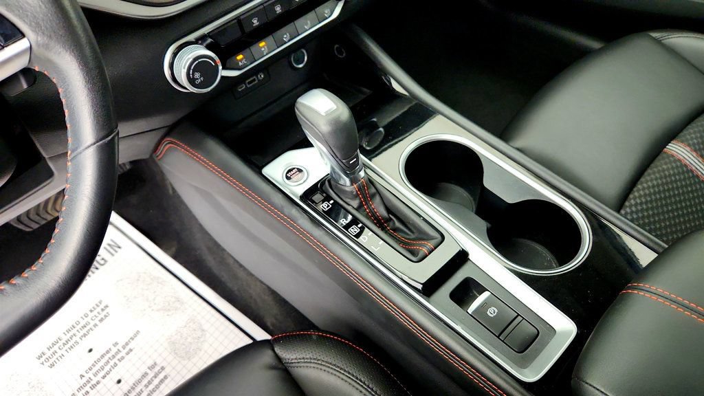 Used 2023 Nissan Altima 2.5 SR AWD/4WD image 15