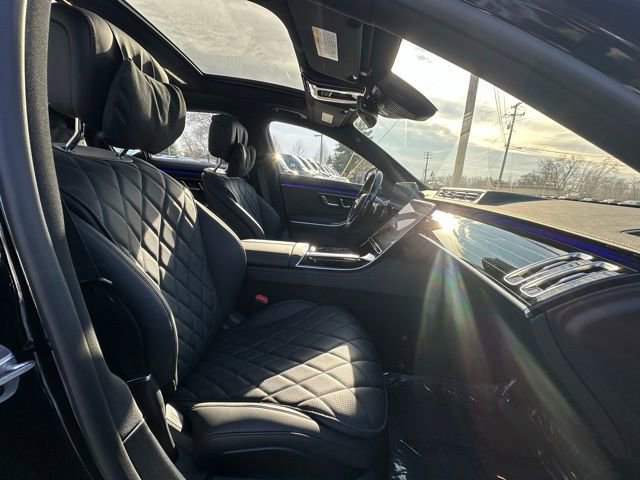 Used 2025 Mercedes-Benz S 580 4MATIC Sedan image 29
