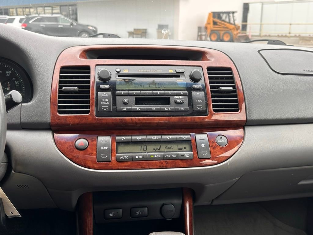 Used 2003 Toyota Camry LE image 32