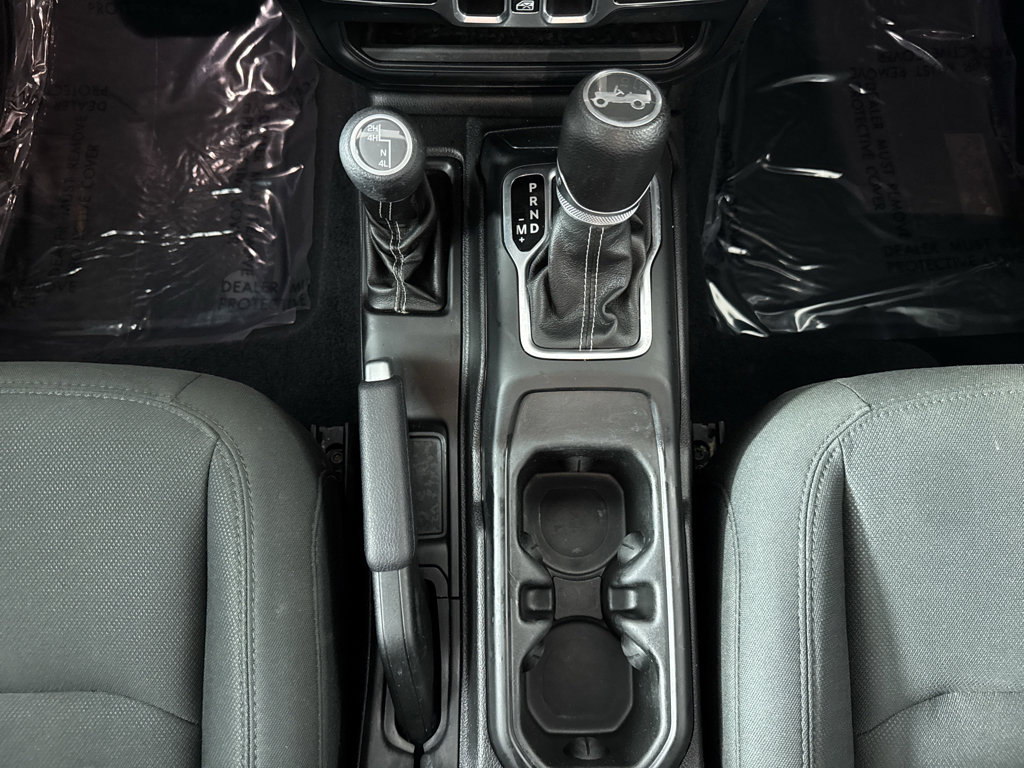 Used 2019 Jeep Wrangler Unlimited Sahara w/ Safety Group image 19