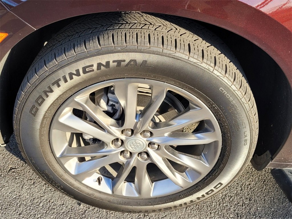 Used 2022 Buick Enclave Avenir w/ Avenir Technology Package image 4