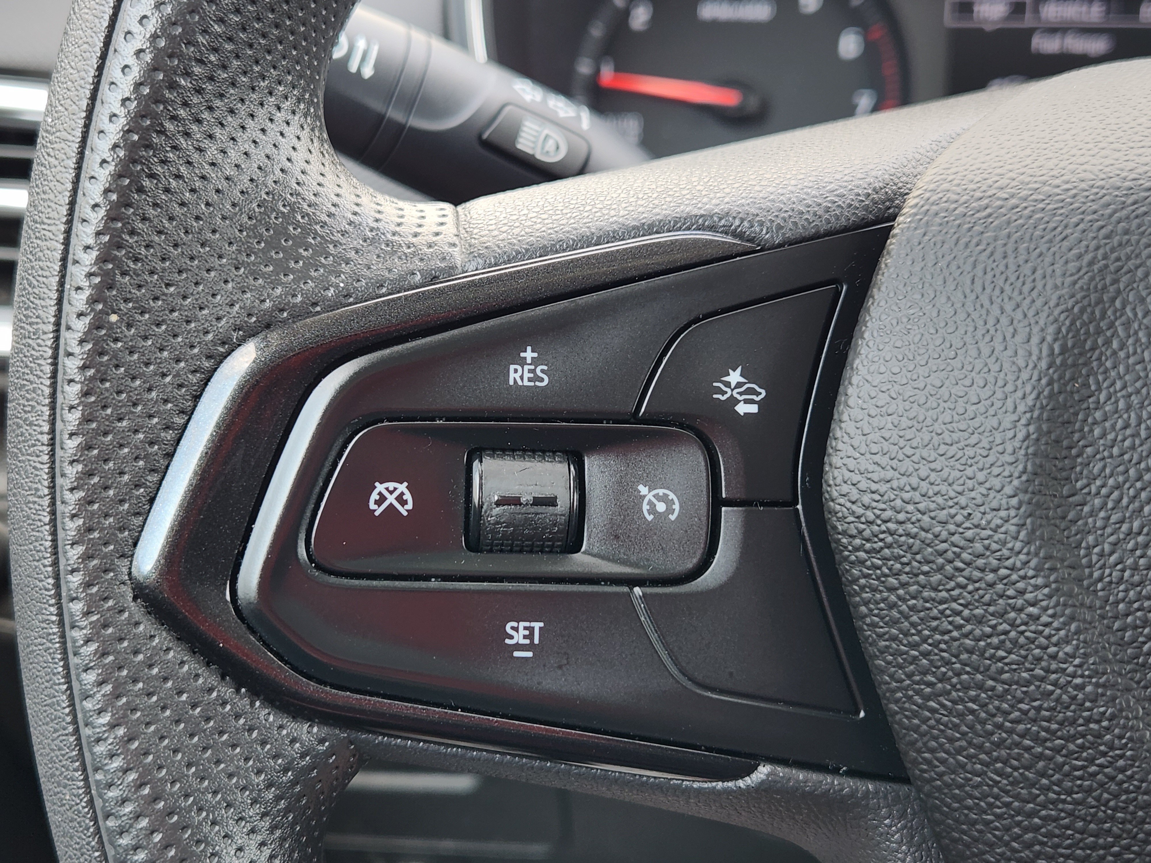 Used 2022 Chevrolet TrailBlazer LT w/ Convenience Package FWD image 29