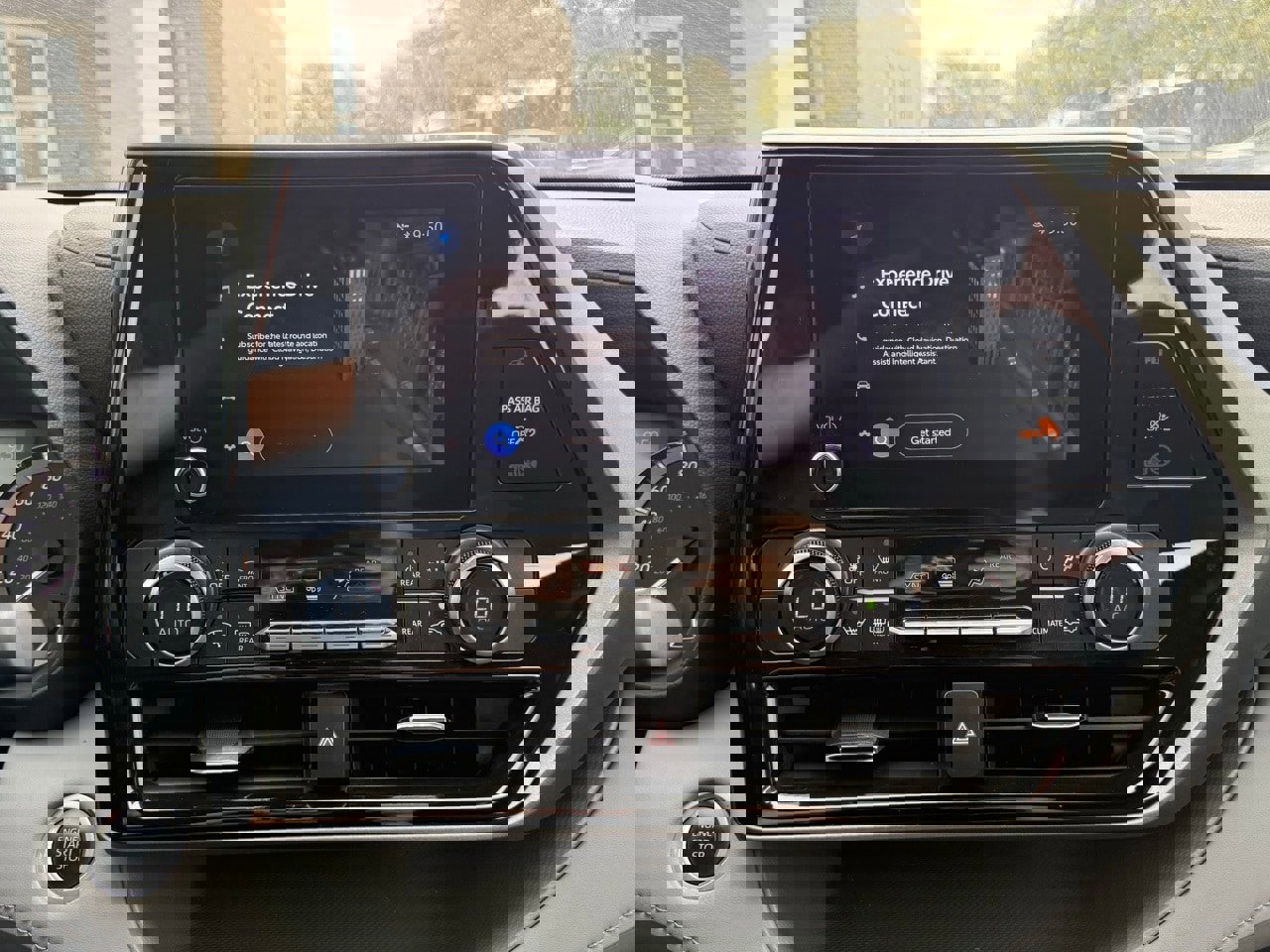 Used 2024 Toyota Highlander LE image 16