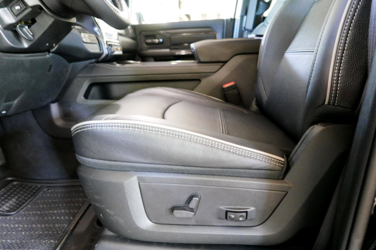 Used 2022 RAM 3500 Limited image 9