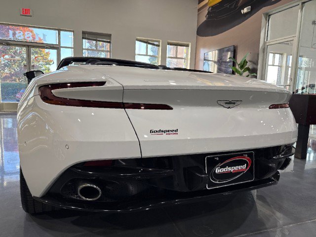 Used 2019 Aston Martin DB11 Volante image 35