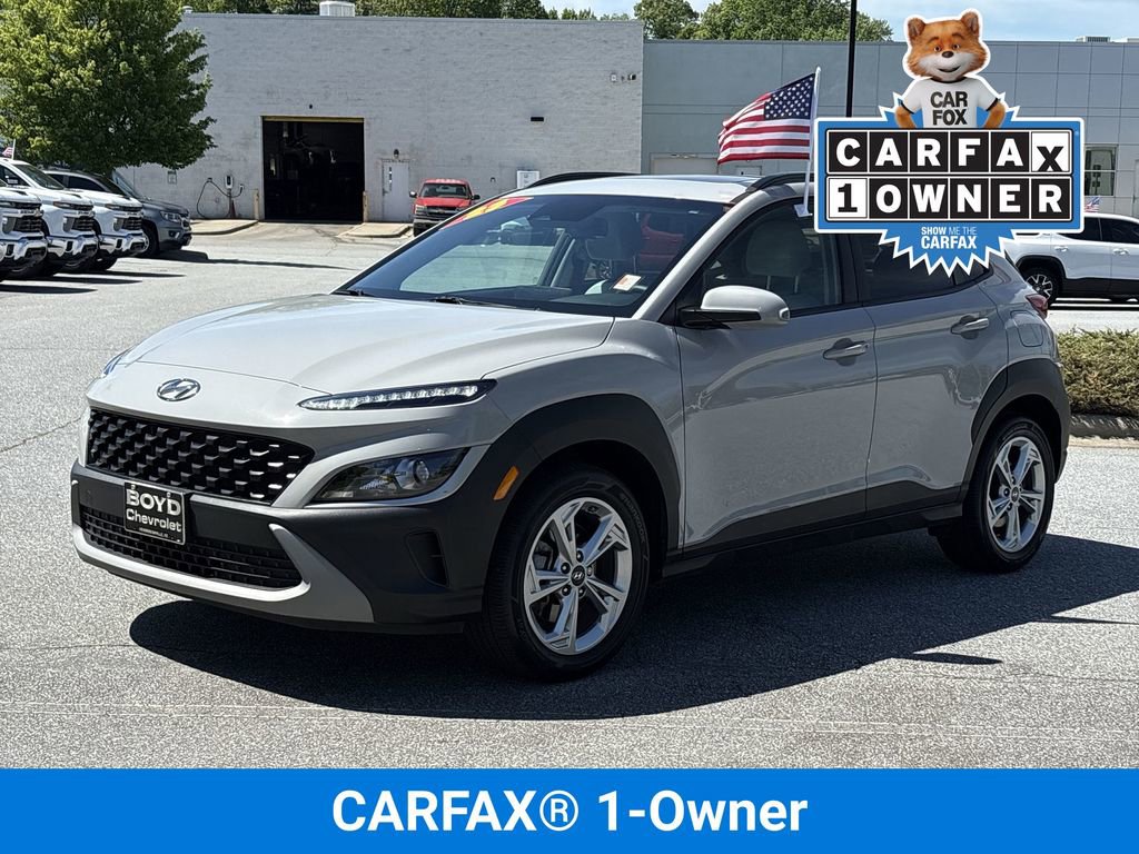 Used 2023 Hyundai Kona SEL w/ Convenience Package AWD/4WD image 2