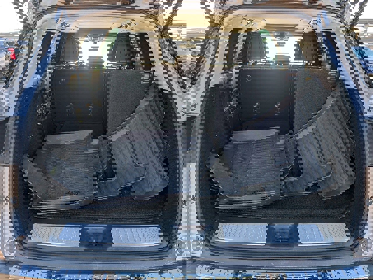 Used 2023 INFINITI QX60 Sensory w/ Cargo Package image 28