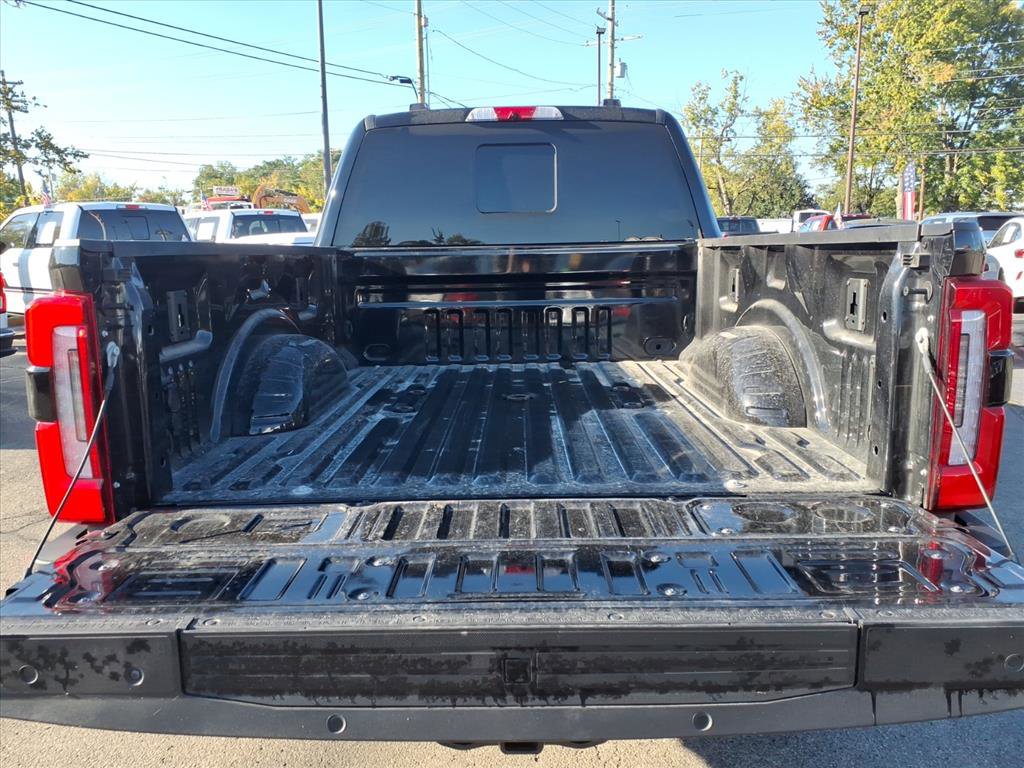 Used 2023 Ford F250 Limited w/ FX4 Off-Road Package image 9