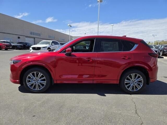 Used 2025 MAZDA CX-5 Signature image 3