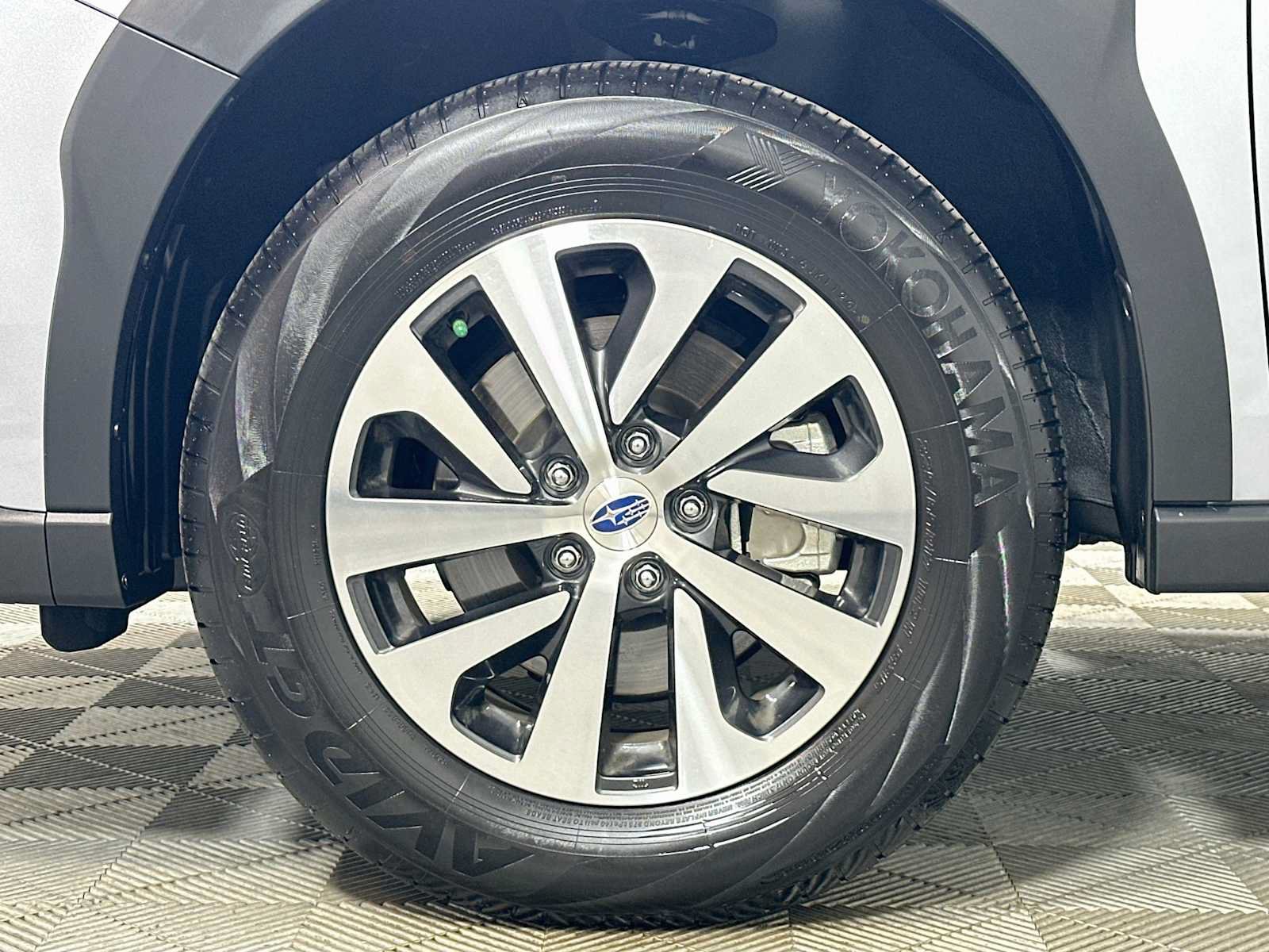 Certified 2025 Subaru Outback Premium AWD/4WD image 30