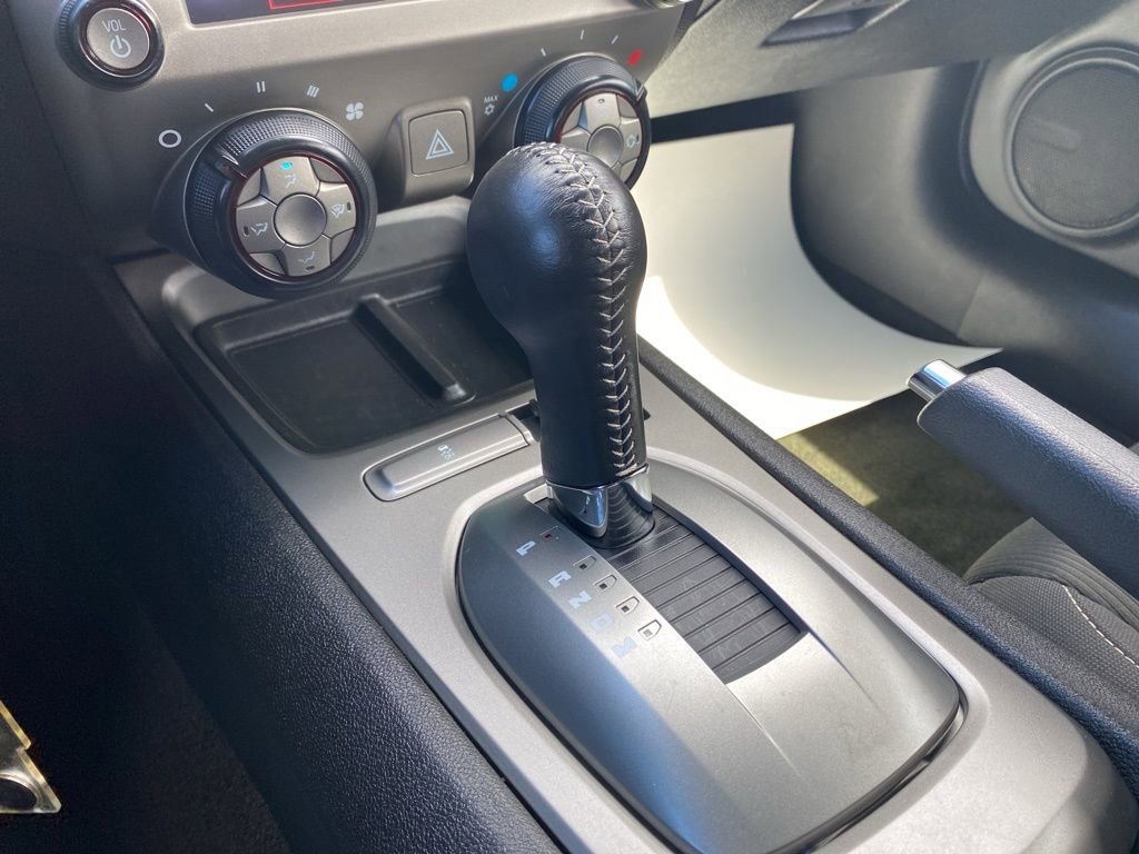 Used 2015 Chevrolet Camaro LT image 25