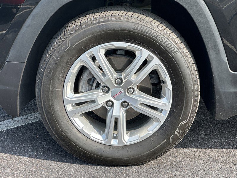 Used 2022 GMC Terrain SLE image 9