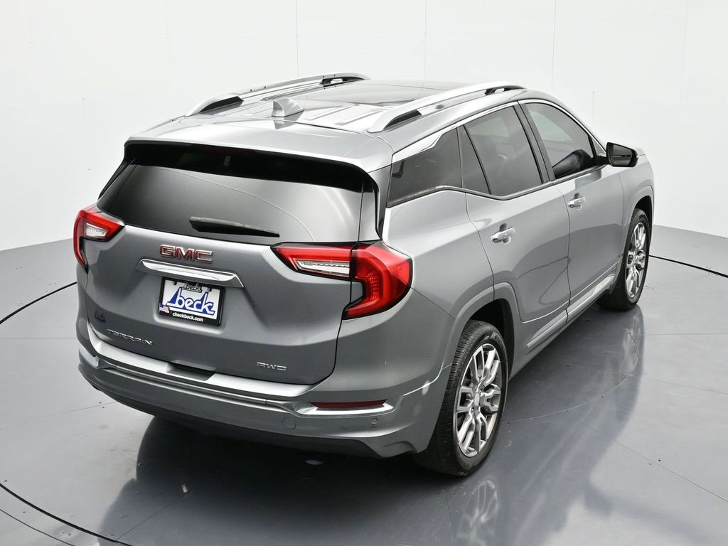 Used 2023 GMC Terrain Denali image 32