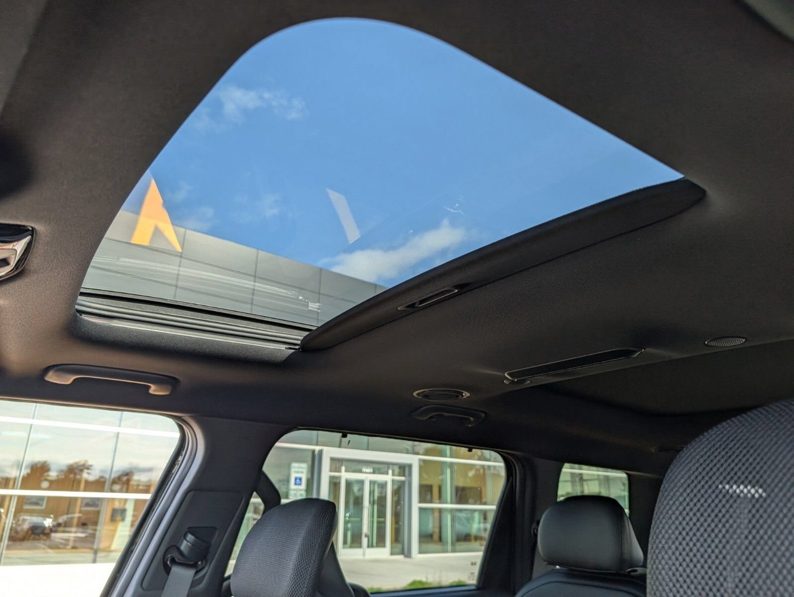 New 2027 Kia Telluride SX X-Pro AWD/4WD image 3