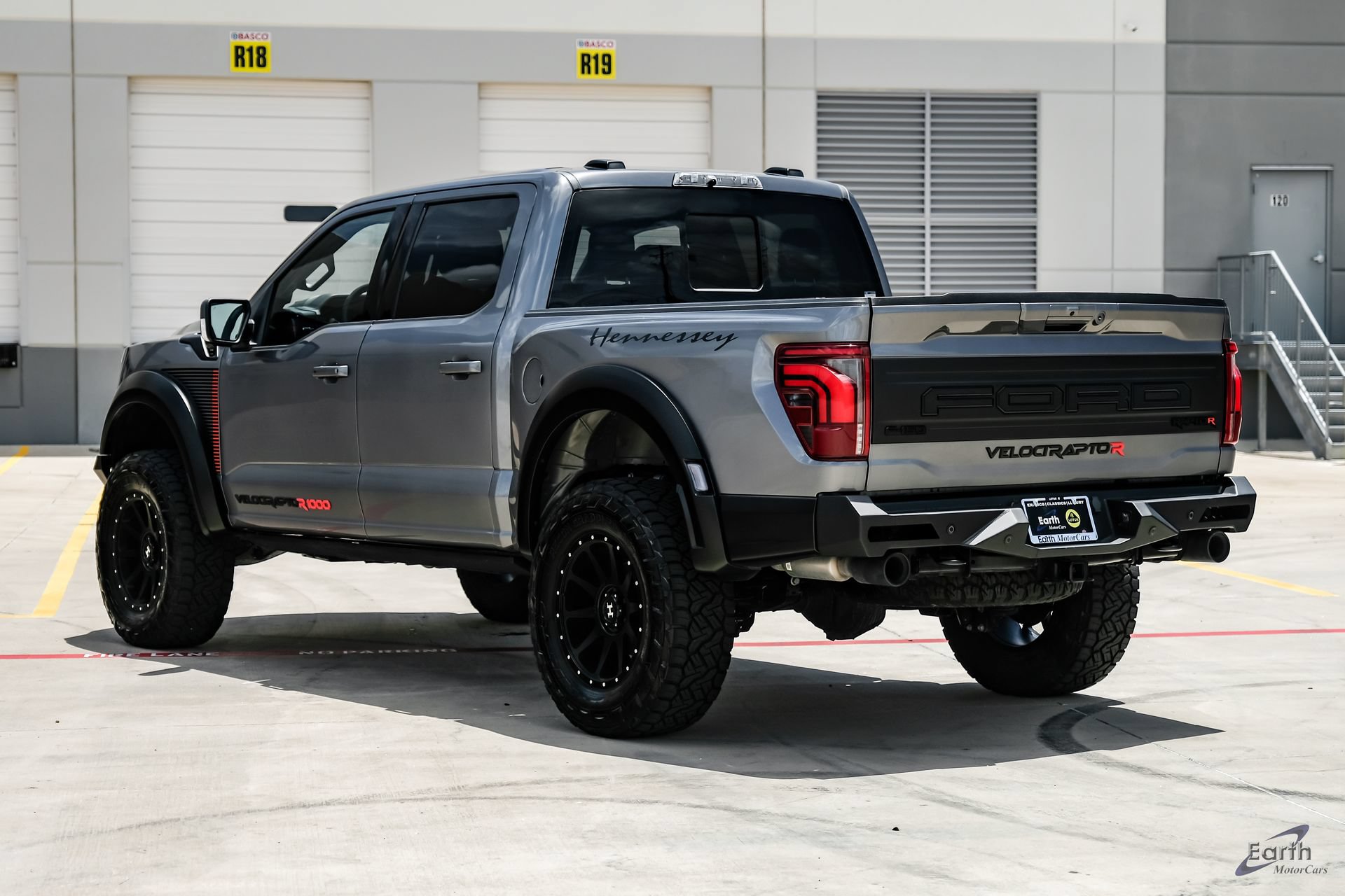 Used 2025 Ford F150 Raptor w/ Equipment Group 803A Raptor R AWD/4WD image 11