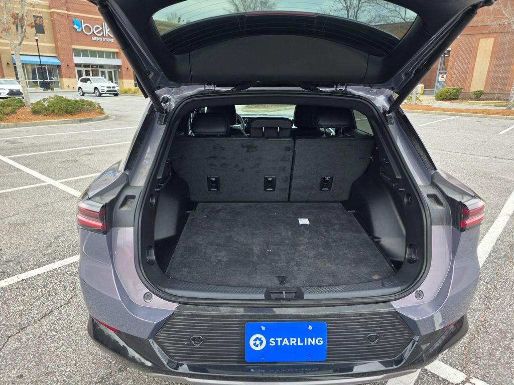 Certified 2025 Chevrolet Equinox EV LT image 33