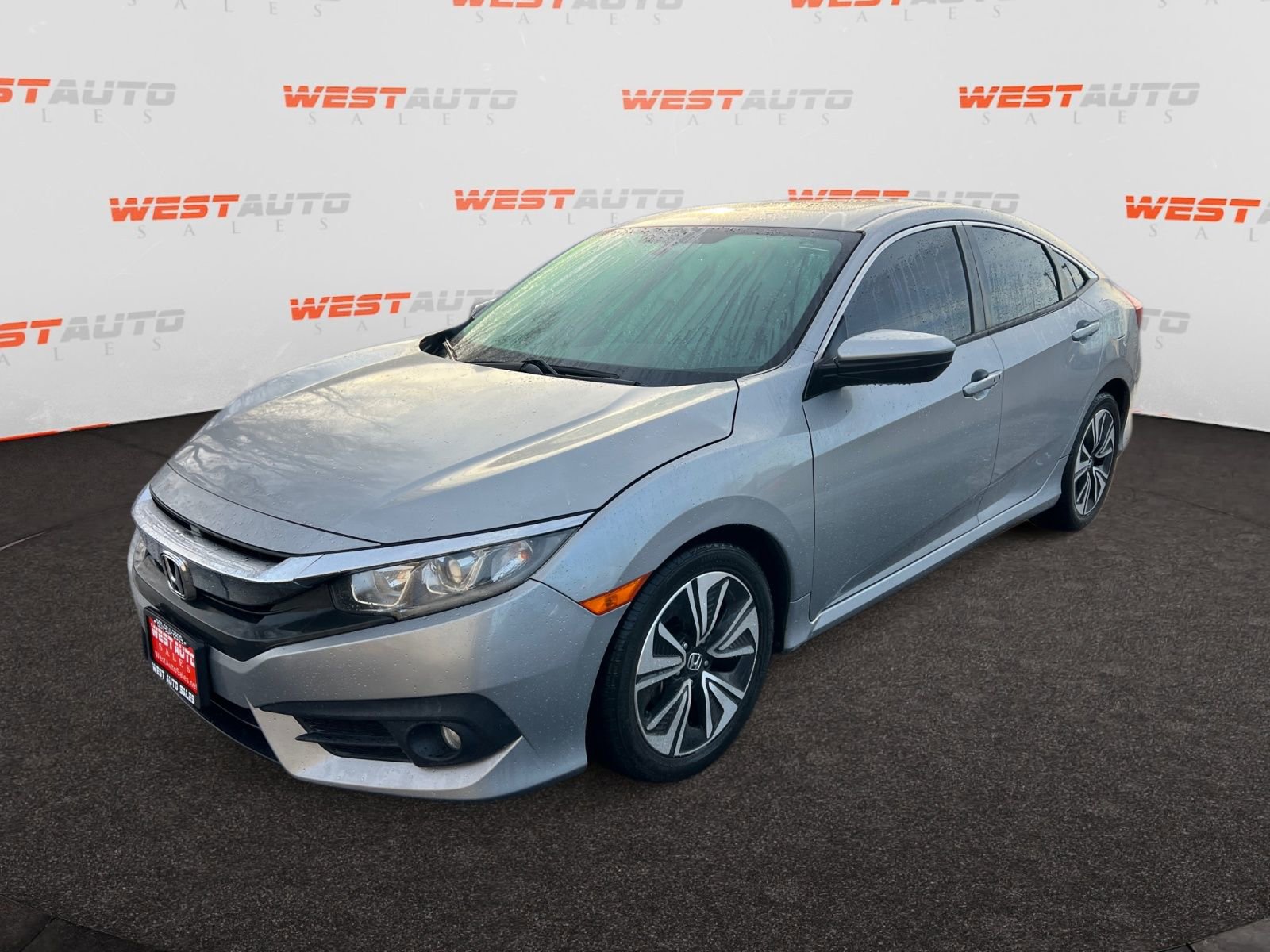 Used 2018 Honda Civic EX-L image 1