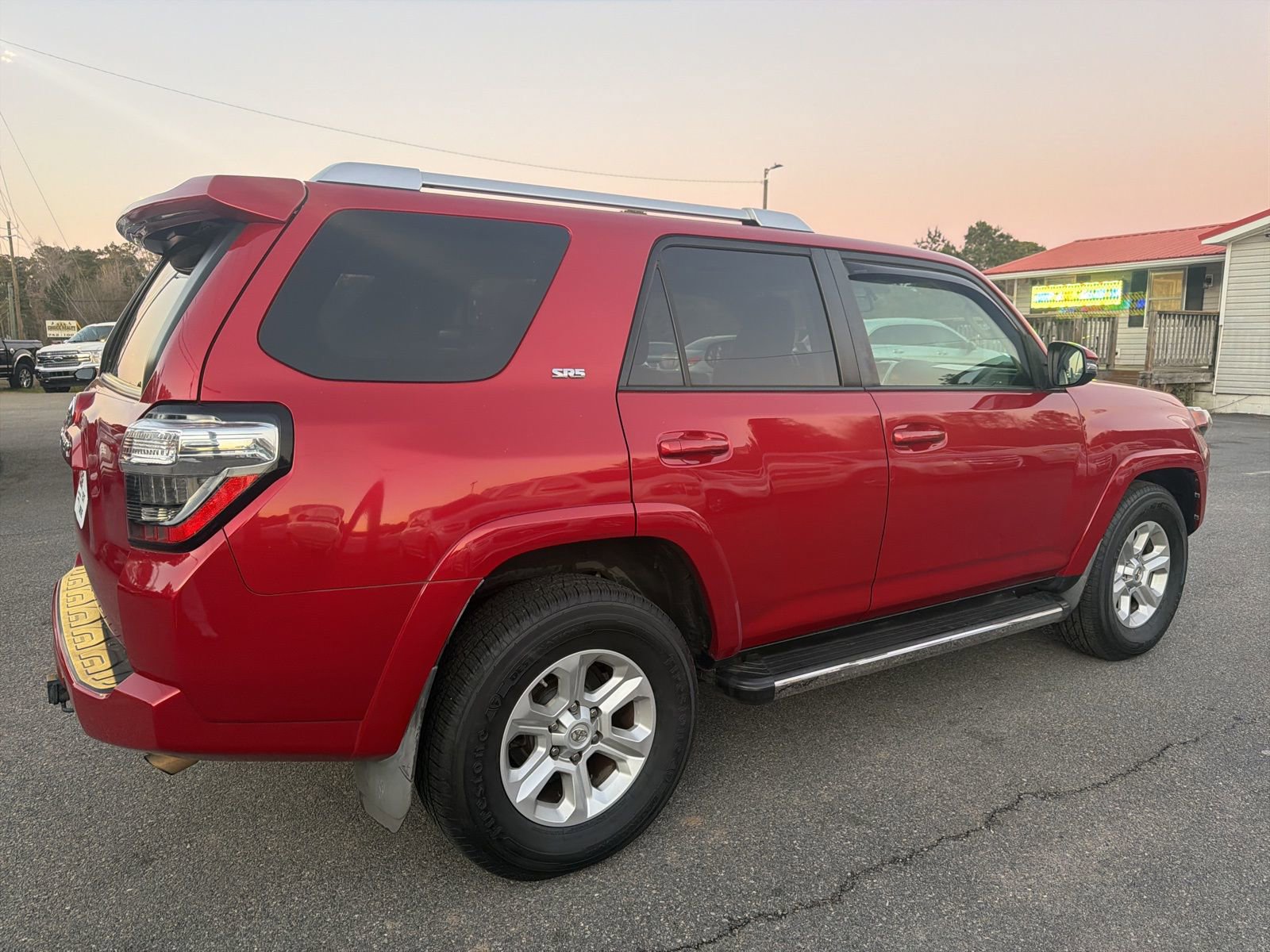Used 2016 Toyota 4Runner SR5 Premium image 4